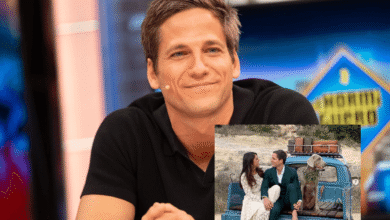 Conclusión El interés por gotzon mantuliz pareja refleja cómo los seguidores buscan conectar con sus figuras favoritas a un nivel más personal. En el caso de Gotzon Mantuliz, su forma de manejar la privacidad ha generado aún más curiosidad. Aunque su relación con Amaia Arguinano Ameztoy parece ser la respuesta más clara a esta búsqueda, lo cierto es que Gotzon ha logrado algo difícil: mantener su vida personal protegida sin perder relevancia. Gotzon Mantuliz pareja