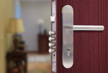 Cómo elegir la cerradura adecuada para la puerta principal de tu casa