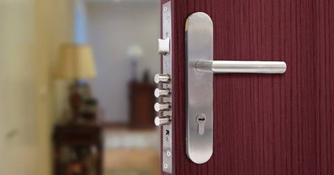 Cómo elegir la cerradura adecuada para la puerta principal de tu casa